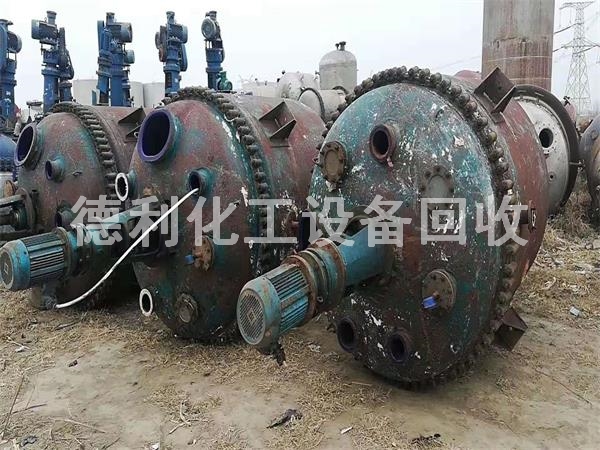 �Ͷ��q�r�ˣ������O(sh��)��r�����β���